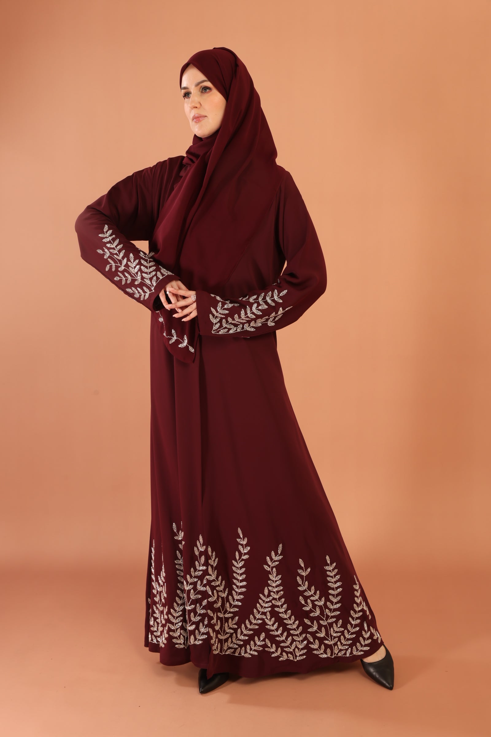 Annabi Luxe abaya — full length side view